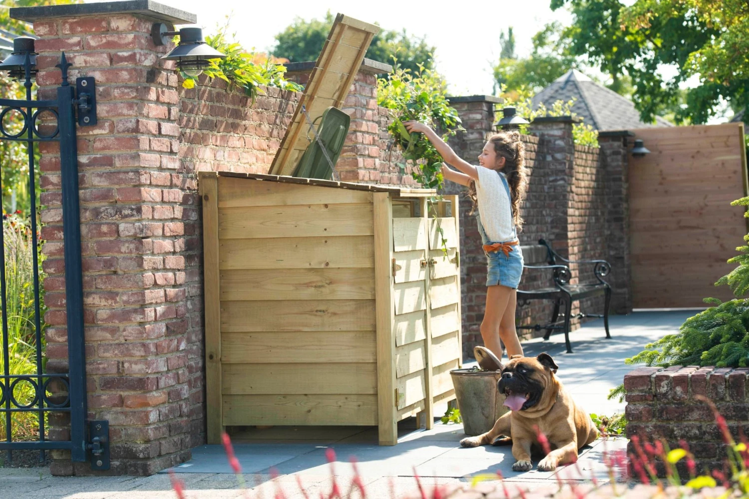 Cache Poubelle Bois Arrière Fermée 129x152x91cm 3 Cache Poubelle Bois Arrière Fermée 129x152x91cm – Image 3