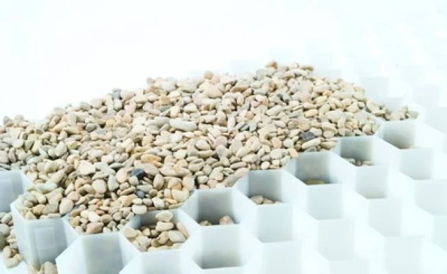 Dalle De Stabilisation Gravier 120x160cm (1,92m2) Blanc 2 Dalle De Stabilisation Gravier 120x160cm (1,92m2) Blanc – Image 2