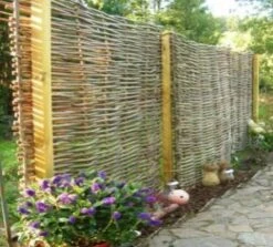 Clôture En Coudrier Panneau Noisetier 180x180cm 9 Clôture En Coudrier Panneau Noisetier 180x180cm -Pas Cher Intergardshop Magasin hazelaarscherm tegen vierkante palen