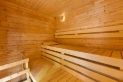 Sauna Intérieur Modèle D'angle 215x215cm / 40mm -Pas Cher Intergardshop Magasin inrichting 1 2